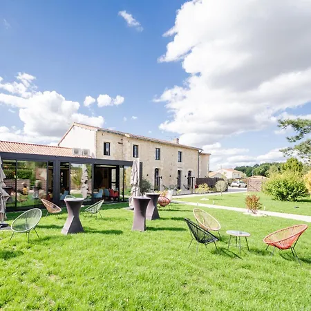 Logis Domaine Du Vieux Porche * Mignaloux-Beauvoir