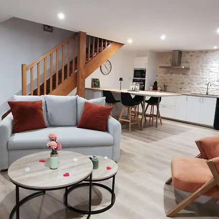 Logis Domaine Du Vieux Porche *