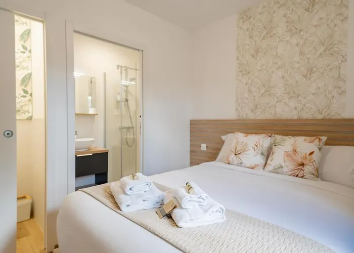 Logis Domaine Du Vieux Porche Resort Mignaloux-Beauvoir