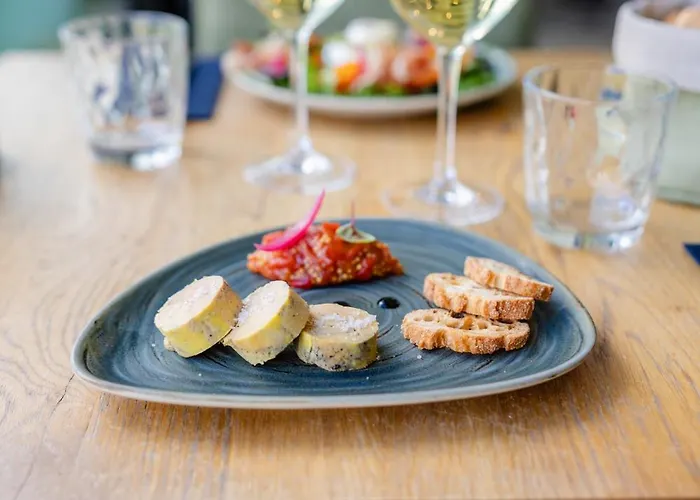 Logis Domaine Du Vieux Porche Resort Mignaloux-Beauvoir