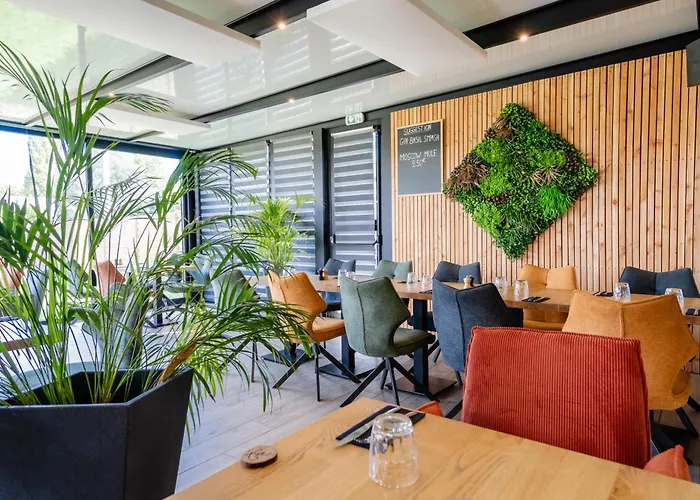 Resort Logis Domaine Du Vieux Porche *