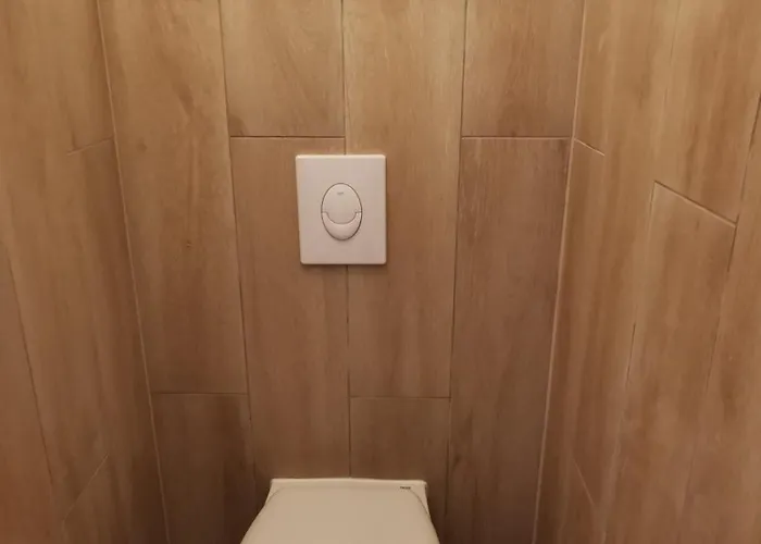 Logis Domaine Du Vieux Porche Resort